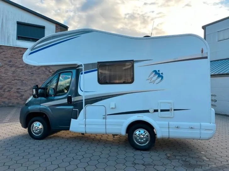 Fahrzeugbild Knaus Sky Traveller 500 - TOP-ANGEBOT #9