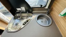 Fahrzeugbild Weinsberg CaraHome 650 DG Verfügbar 11/26 #21