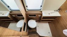 Fahrzeugbild Weinsberg CaraHome 650 DG Verfügbar 11/26 #26