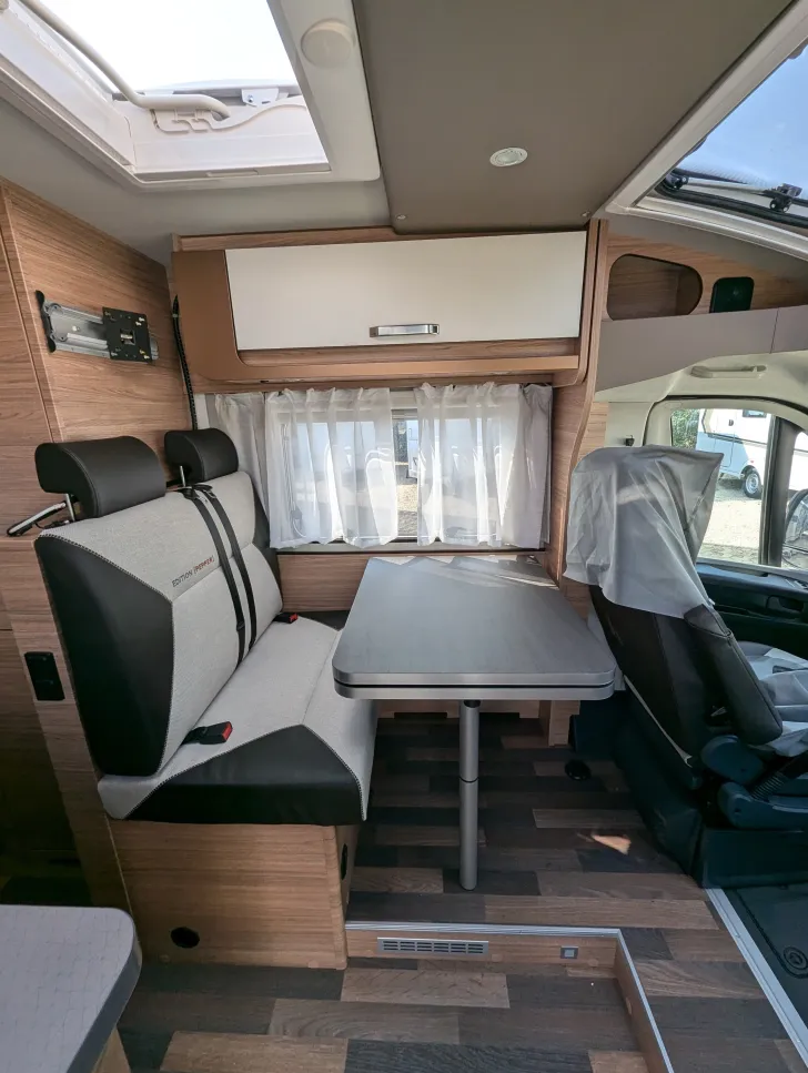 Fahrzeugbild Weinsberg CaraCompact 600 MF EDITION [PEPPER] *Klimaanlage für 1.499 € !!* #11