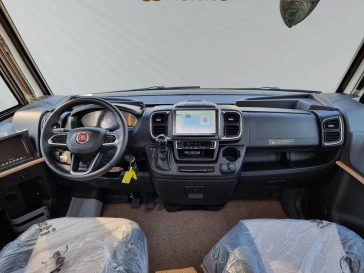 Fahrzeugbild Solifer Finlandia I 745 E Ihr neues Zu Hause auf 4 Räder #8