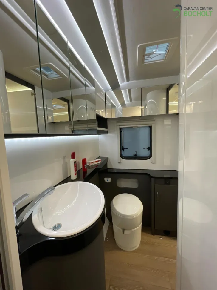 Fahrzeugbild Hobby Excellent 540 WFU Modell 2025 / 2000 Kg Achse #10