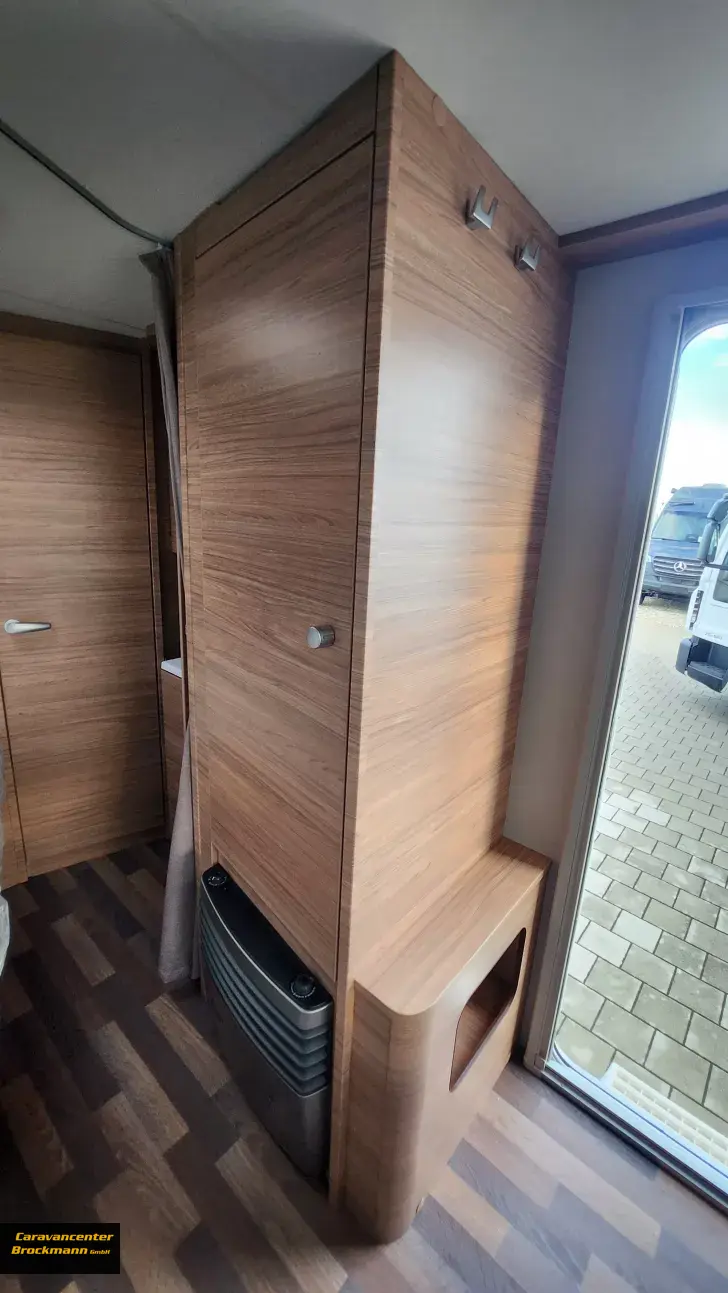 Fahrzeugbild Weinsberg CaraOne EDITION HOT 450 FU sofort verfügbar UVP24080Euro #18