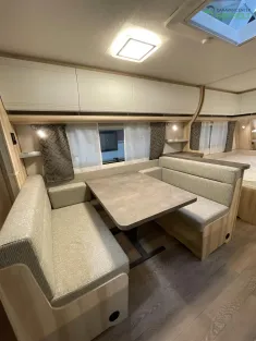 Bild 6 Hobby De Luxe 560 KMFe Modell 2025 / 2000 Kg Achse
