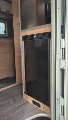 Sicht vorne-hinten Weinsberg X-CURSION VAN 500 LT EDITION [PEPPER]