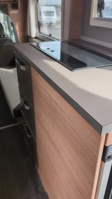 Küchen Weinsberg X-CURSION VAN 500 LT EDITION [PEPPER]