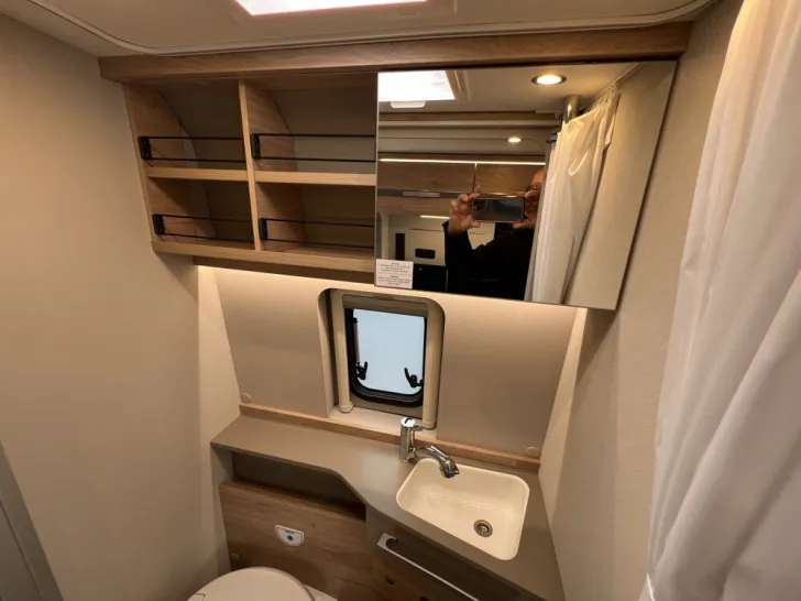 Fahrzeugbild Dethleffs Globetrail 600 DK Fiat #10