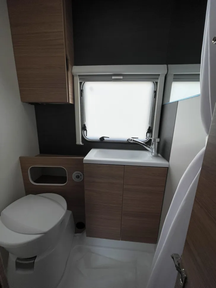 Fahrzeugbild Weinsberg CaraOne 480 EU #9