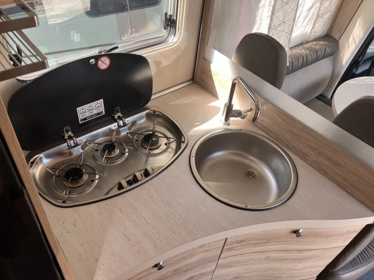 Fahrzeugbild Eura Mobil Profila T 696 EB #16