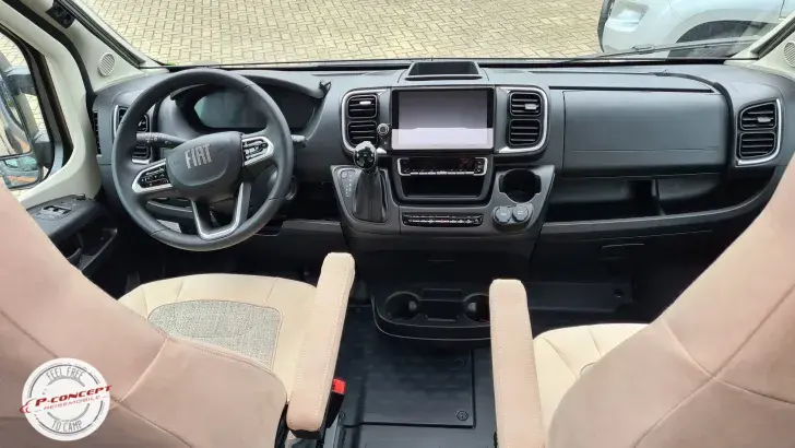Fahrzeugbild Malibu Van Comfort 640 LE charming GT skyview *junger Gebrauchtwagen* #6