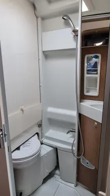 Fahrzeugbild Malibu Van Comfort 640 LE charming GT skyview *junger Gebrauchtwagen* #18