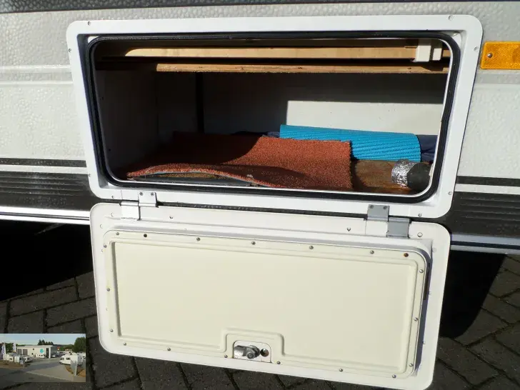 Fahrzeugbild Hobby Classic 470 Nr. 19 - Mover, 1. Hand, DB #32