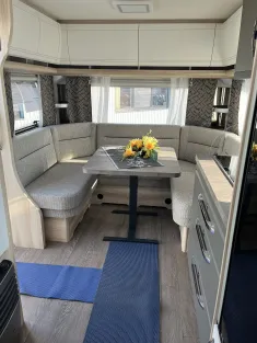 Bild 4 Hobby De Luxe 460 UFe