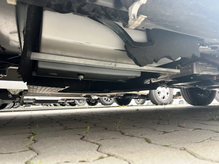 Fahrzeugbild LMC Cruiser V 646 G #9