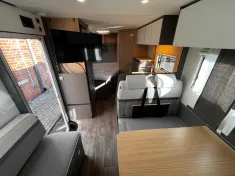 Bild 10 LMC Tourer Lift H 634 ähnlich H630