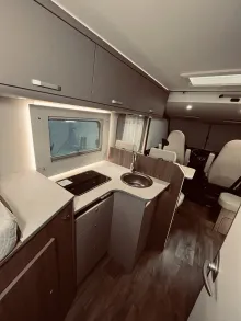 Fahrzeugbild Carado I 338 #16