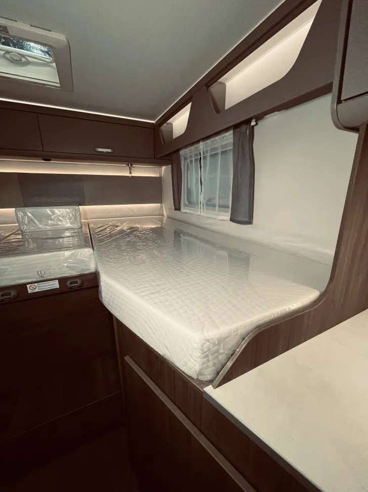 Fahrzeugbild Carado I 338 #17