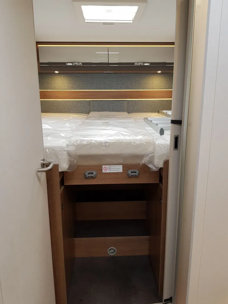 Fahrzeugbild Dethleffs Trend T 7057 EB Hubbett+Einzelbetten* #9