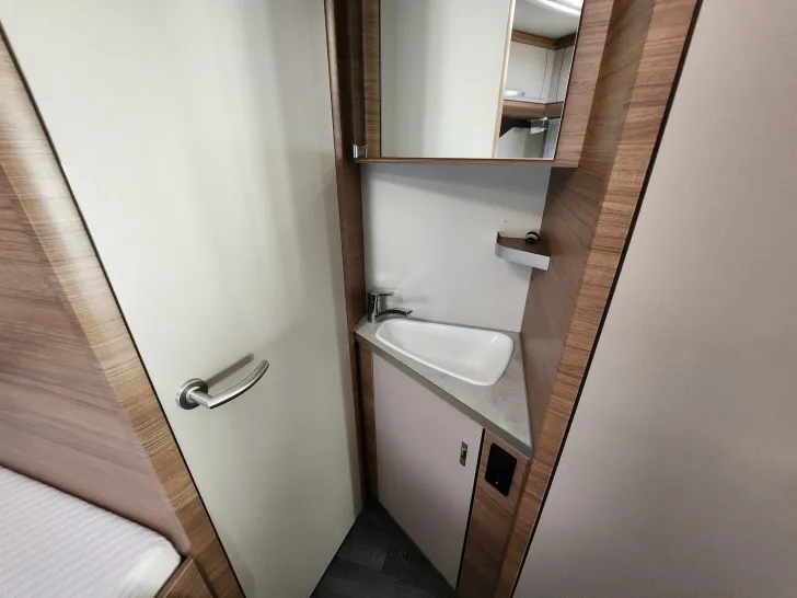 Fahrzeugbild Knaus L!VE WAVE 650 MF #11