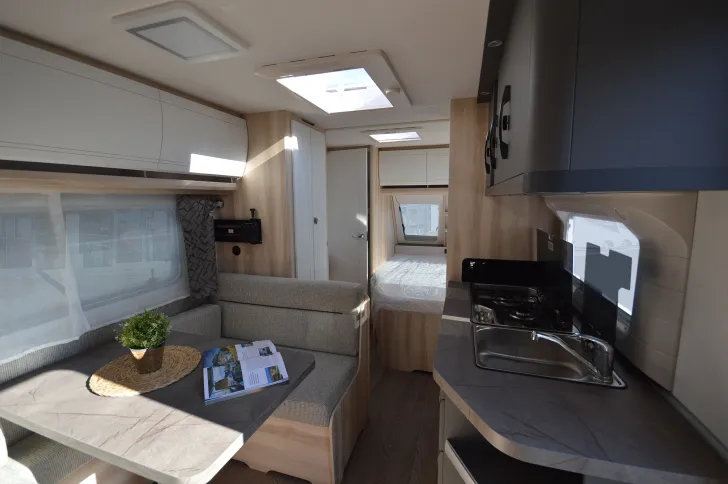 Fahrzeugbild Hobby De Luxe 540 KMFe #5