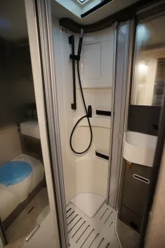 Bild 11 Hymer ML-T 580 (Autom. Solar RFK Autark Leder Navi)