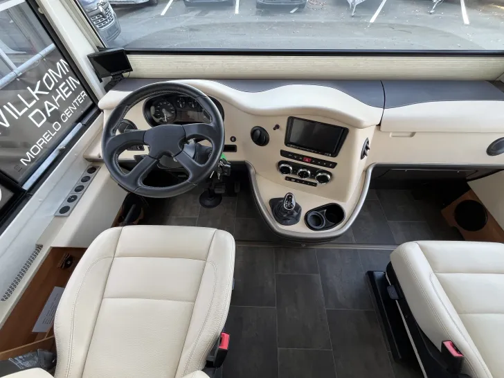 Fahrzeugbild Concorde Charisma 850 L #13