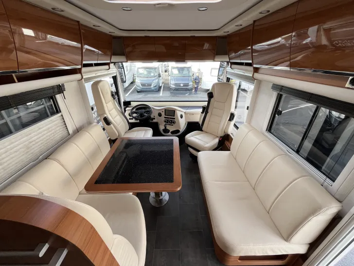 Fahrzeugbild Concorde Charisma 850 L #14