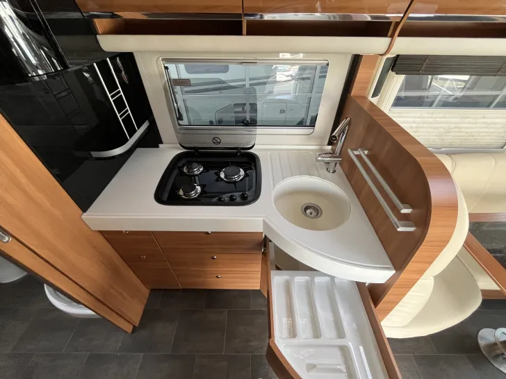 Fahrzeugbild Concorde Charisma 850 L #26