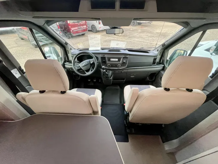 Fahrzeugbild Bürstner Lineo T 700 #4