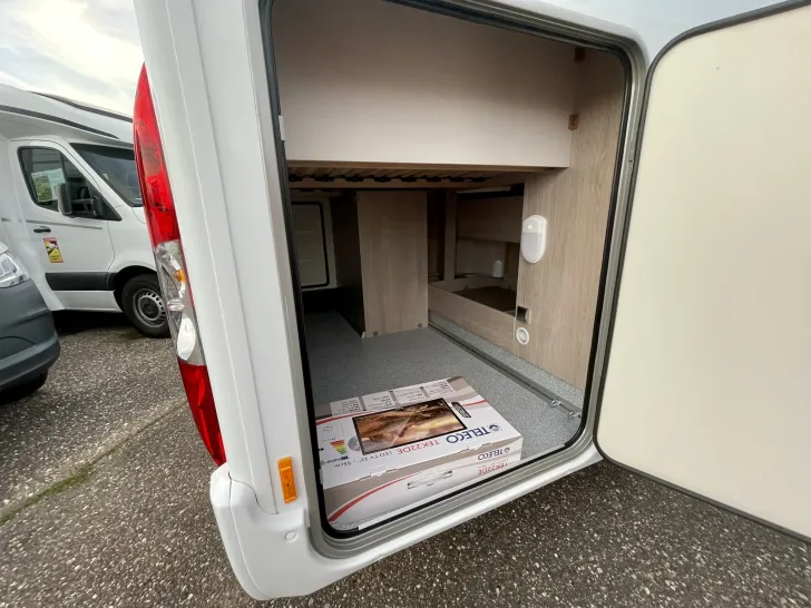 Fahrzeugbild Bürstner Lineo T 700 #15