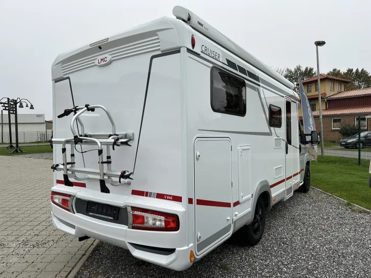 Fahrzeugbild LMC Cruiser V 646 G #18