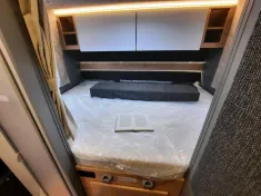 Bild 9 Dethleffs XL Family A 7872-2 Verfüg./Sparen Sie 11.965,- €