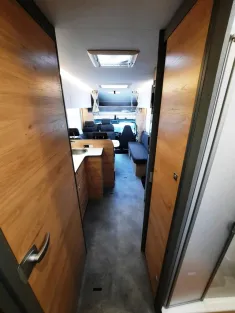 Bild 4 Dethleffs XL Family A 7872-2 Verfüg./Sparen Sie 11.965,- €