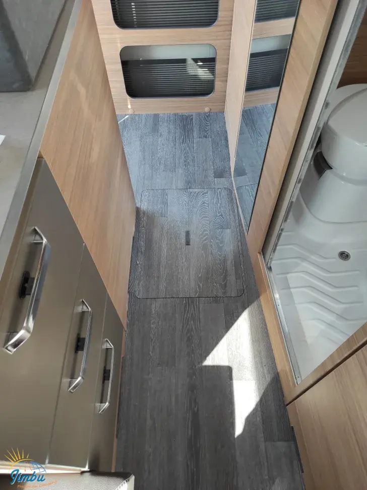 Fahrzeugbild Weinsberg X-CURSION VAN 500 LT EDITION [PEPPER] 150 PS / Automatik, 606 - 1064 #11