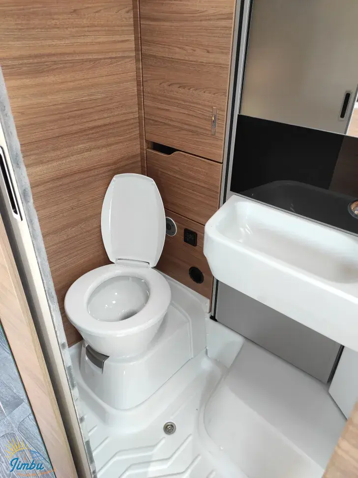 Fahrzeugbild Weinsberg X-CURSION VAN 500 LT EDITION [PEPPER] 150 PS / Automatik, 606 - 1064 #14