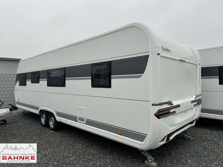 Fahrzeugbild Hobby Prestige 720 KWFU #1