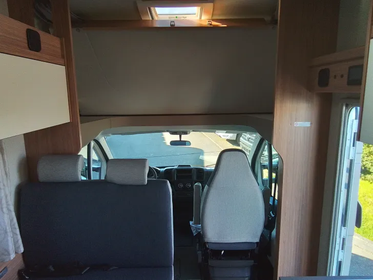 Fahrzeugbild Weinsberg CaraHome 650 DG #11