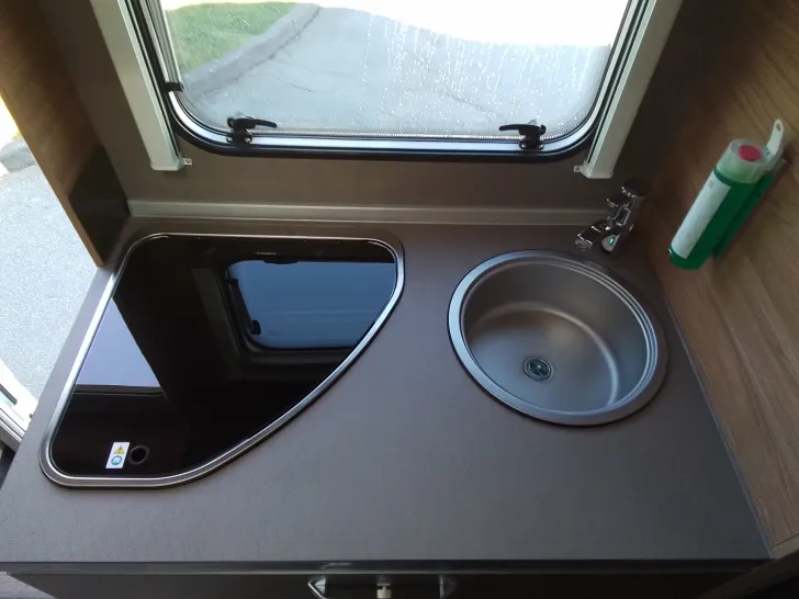 Fahrzeugbild Weinsberg CaraHome 650 DG #13