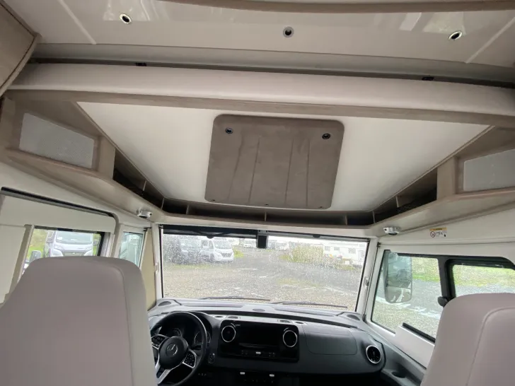 Fahrzeugbild Kabe Imperial i860 LGB #5