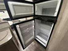 Fahrzeugbild Kabe Imperial i860 LGB #10