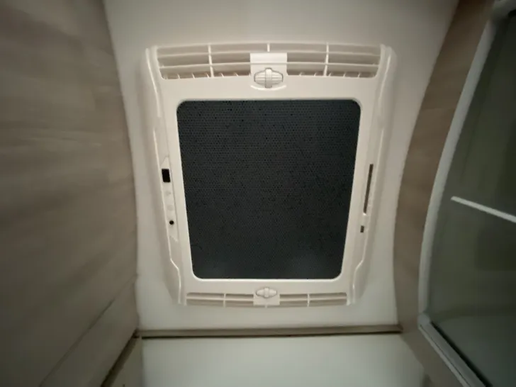 Fahrzeugbild Kabe Imperial i860 LGB #14