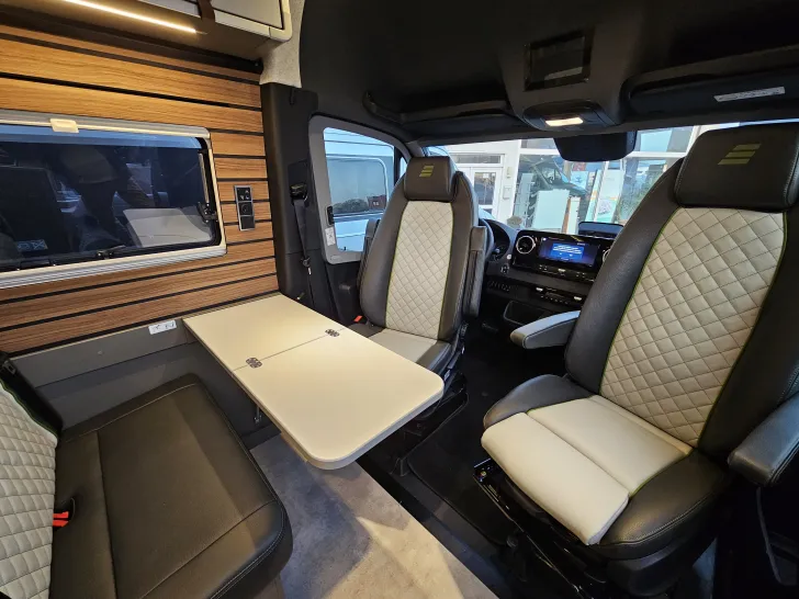 Fahrzeugbild Hymer Camper Van Grand Canyon S CrossOver AHK*Solar*Inverter*Leder* #24