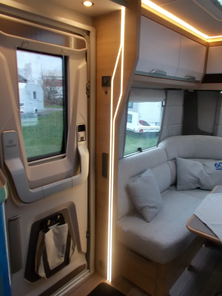 Fahrzeugbild Knaus Südwind 500 FU 60 Years #15