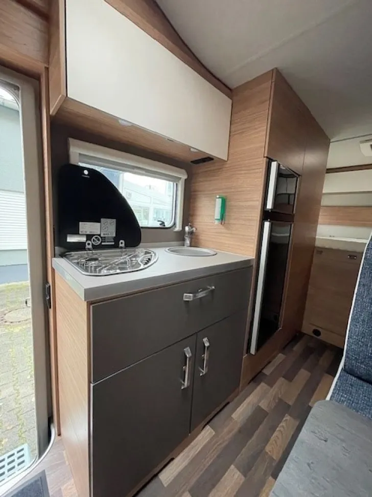 Fahrzeugbild Weinsberg CaraHome 650 DG #11