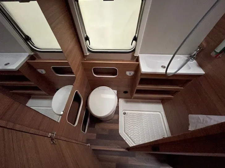 Fahrzeugbild Weinsberg CaraHome 650 DG #14
