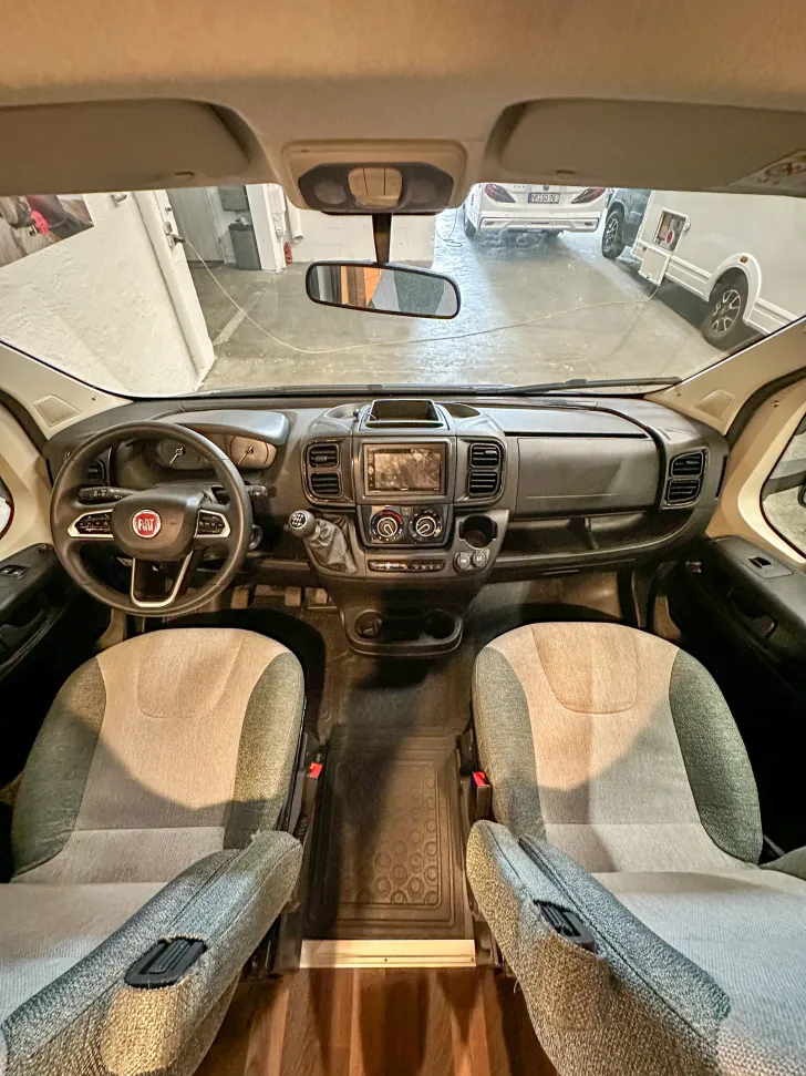 Fahrzeugbild Weinsberg CaraSuite 700 ME #15