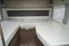 Fahrzeugbild Carado T 338 EDITION25 (29) AUTOMATIK, HUBBETT #13