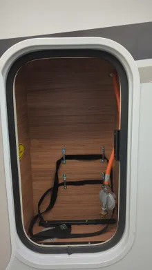 Frontal Hinten Weinsberg X-CURSION VAN 500 LT EDITION [PEPPER] 150 PS / Automatik, 608 - 1094
