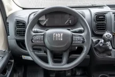 Bild 9 LMC Innovan 600 *Mj.25*Querbett*FIAT*
