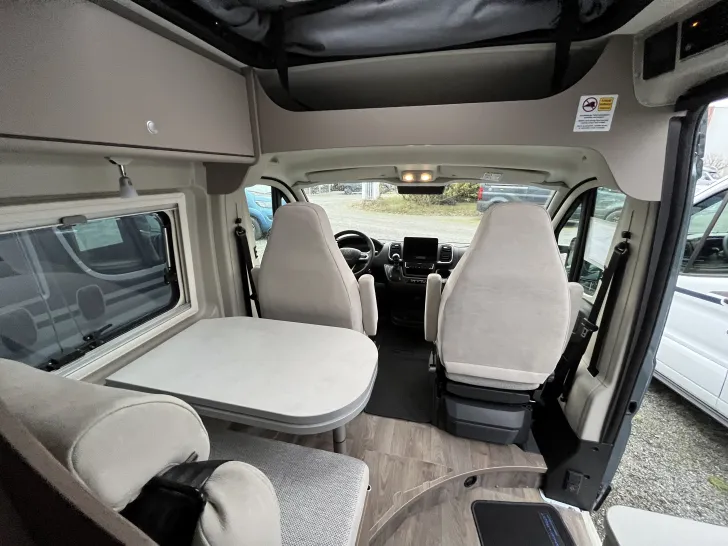 Fahrzeugbild Carado CV 600 PRO UPE: 77.192,- /8.292,- Sparen! #20